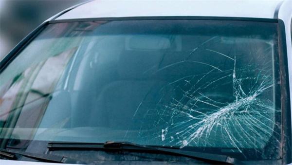 汽车玻璃缺陷检测